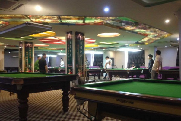 魔都山城，享受一场奢华的按摩盛宴